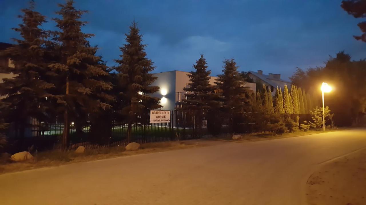 Wodnik Uslugi Hotelarskie, Apartamenty Рови Екстер'єр фото
