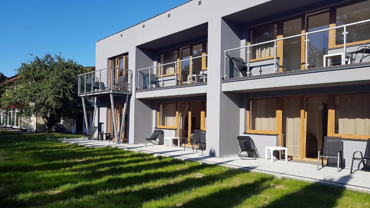 Wodnik Uslugi Hotelarskie, Apartamenty Рови Екстер'єр фото